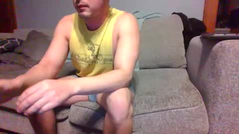 Snapshot of blaw_1321 chatting on March 1, 5:31 am blaw_1321 online show from March 1, 5:31 am