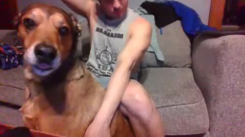 Snapshot of blaw_1321 chatting on February 28, 6:21 am blaw_1321 online show from February 28, 6:21 am