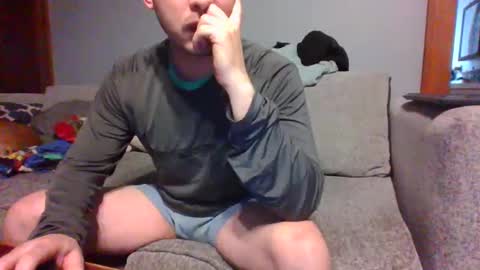 Snapshot of blaw_1321 chatting on February 12, 6:30 pm blaw_1321 online show from February 12, 6:30 pm