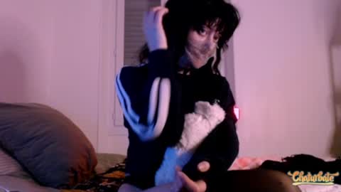Snapshot of bleu_belladone chatting on February 17, 8:16 pm Cassandre online show from February 17, 8:16 pm