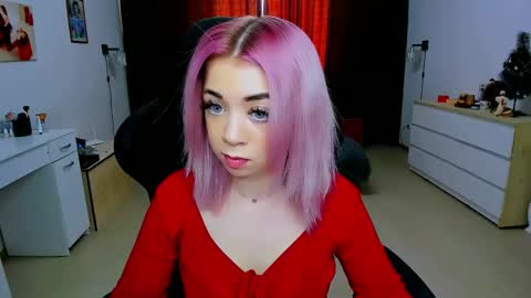 Nicole online show from January 5, 10:10 am