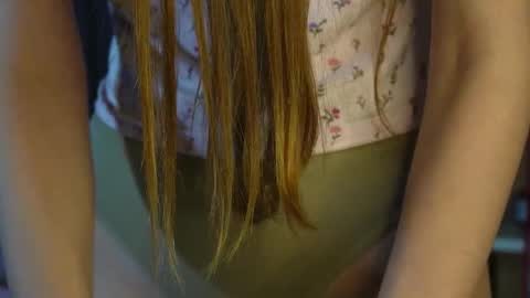  LiLy online show from February 23, 9:06 pm