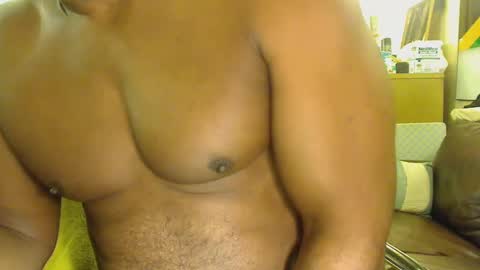 Snapshot of blkbiguncut10462 chatting on February 17, 10:05 pm blkbiguncut10462 online show from February 17, 10:05 pm