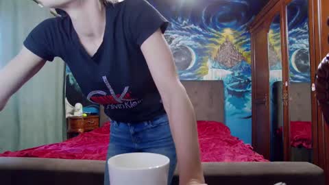 Snapshot of blonde4pasion chatting on March 10, 6:38 am blonde4pasion online show from March 10, 6:38 am