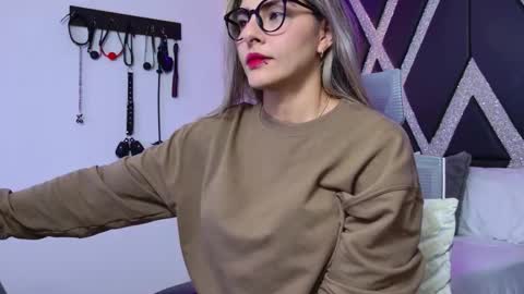 alejandra online show from February 2, 4:42 am