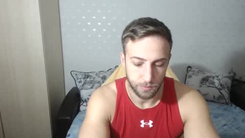 Snapshot of blondeagle chatting on December 4, 10:51 am Mr Blond online show from December 4, 10:51 am