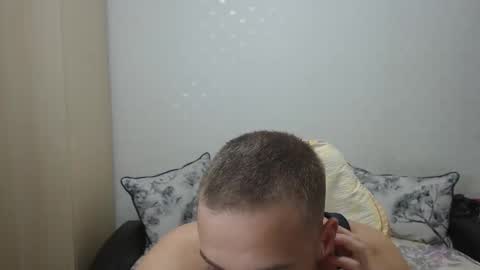 Snapshot of blondeagle chatting on February 10, 9:58 pm Mr Blond online show from February 10, 9:58 pm