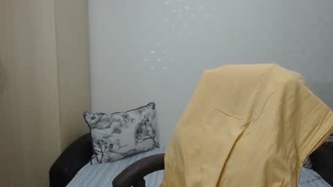 Snapshot of blondeagle chatting on September 14, 1:23 pm Mr Blond online show from September 14, 1:23 pm