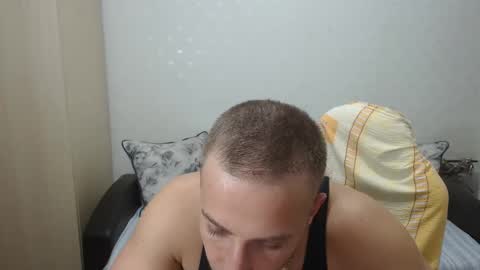 Snapshot of blondeagle chatting on January 30, 8:53 pm Mr Blond online show from January 30, 8:53 pm