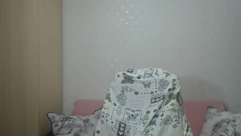 Mr Blond online show from April 7, 9:39 pm