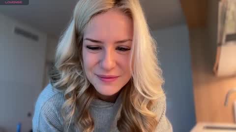 Ella Andersonn online show from March 3, 3:54 pm