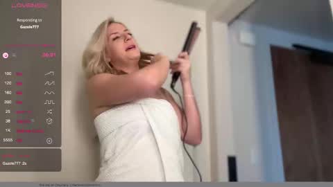 Ella Andersonn online show from March 10, 6:12 pm