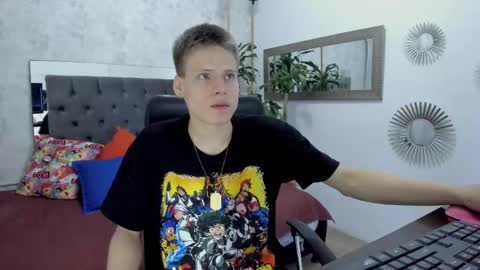Snapshot of blondie_lover69 chatting on March 1, 8:10 pm Maleeth online show from March 1, 8:10 pm