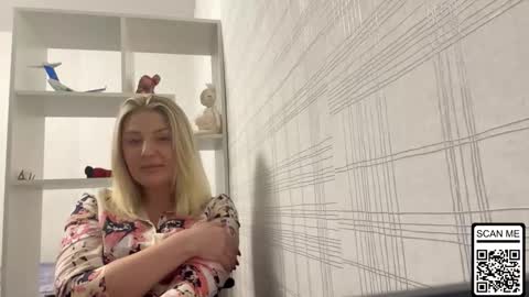 blondie_xoxoxo online show from October 20, 5:29 pm