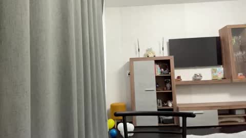 Snapshot of blondie_xoxoxo chatting on September 11, 6:25 am blondie_xoxoxo online show from September 11, 6:25 am