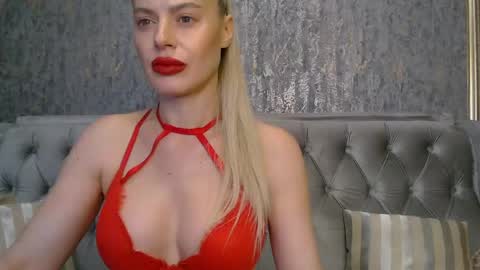 Helen online show from May 4, 1:23 am