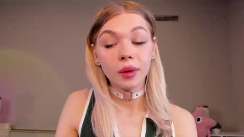 blondy_fina online show from April 11, 4:50 am