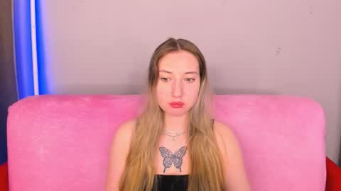 blondyjolly online show from February 22, 1:31 am