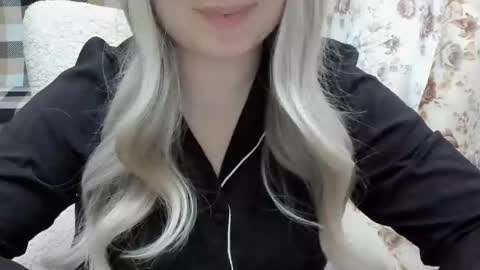 blondymargaret online show from March 8, 1:14 pm