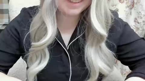 blondymargaret online show from March 8, 4:17 pm