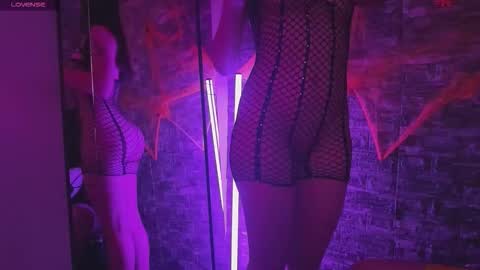 santiylola online show from October 24, 2:12 am