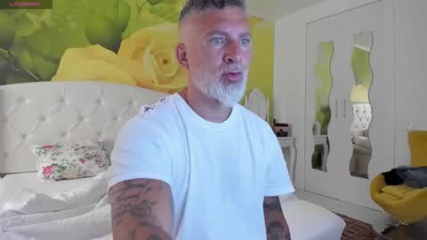 Nico online show from May 20, 4:31 am