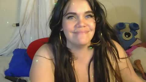 Snapshot of blue_angel33 chatting on December 9, 4:01 am kate online show from December 9, 4:01 am