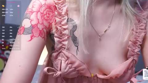 Adeline online show from October 21, 8:41 am