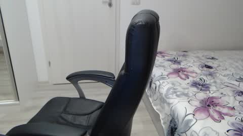 Juliet online show from February 9, 7:05 pm