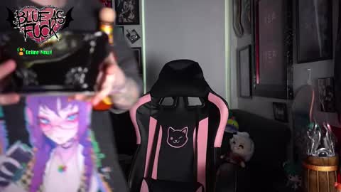 Blue online show from March 19, 1:33 am