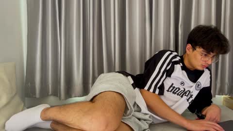 Daan online show from December 15, 2:30 am