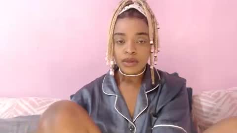 Tee online show from October 26, 2:39 pm