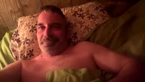 Snapshot of bluediamond777 chatting on January 2, 2:43 am bluediamond777 online show from January 2, 2:43 am