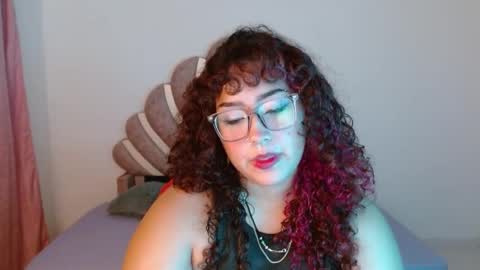 Bluee online show from September 29, 2:21 am