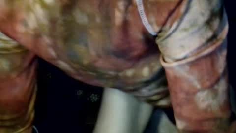 Blueeyedlie online show from November 12, 5:43 am