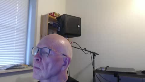 blueeyesn8 online show from October 21, 8:08 am