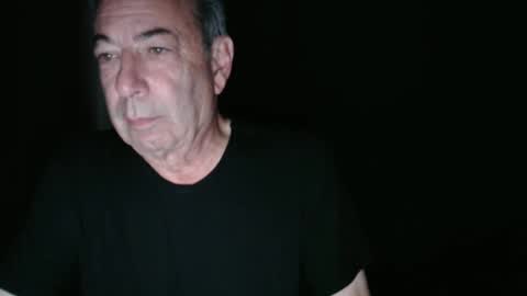 blueisles online show from November 23, 8:23 am