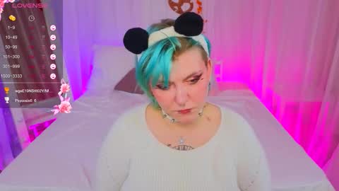 Hi my name is Lunaray online show from September 19, 10:52 am