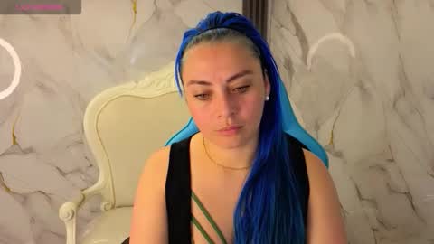 Mia  online show from January 9, 2:22 pm