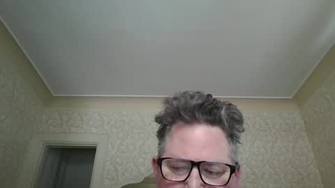 Snapshot of bluemoose70 chatting on December 5, 3:12 pm bluemoose70 online show from December 5, 3:12 pm