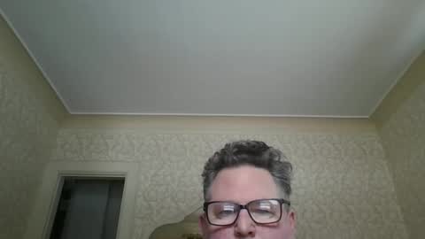 Snapshot of bluemoose70 chatting on January 5, 5:41 pm bluemoose70 online show from January 5, 5:41 pm