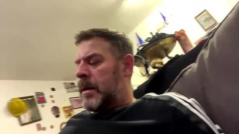 Blueyloey online show from December 14, 8:40 pm