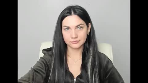 Kelly online show from October 24, 7:53 am