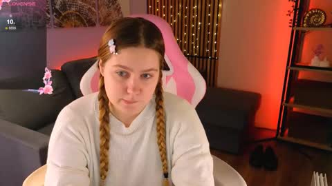 Snapshot of blush_ellie chatting on March 3, 3:11 pm Ellie3 online show from March 3, 3:11 pm