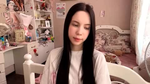 Milou online show from September 11, 12:28 pm