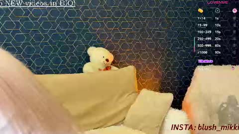 Mikki chan online show from July 10, 1:38 pm
