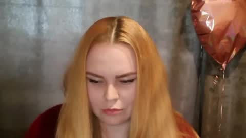 blushing_star online show from May 25, 3:51 pm