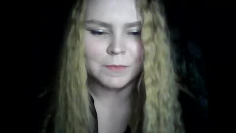 Snapshot of blushing_star chatting on March 11, 5:13 pm blushing_star online show from March 11, 5:13 pm