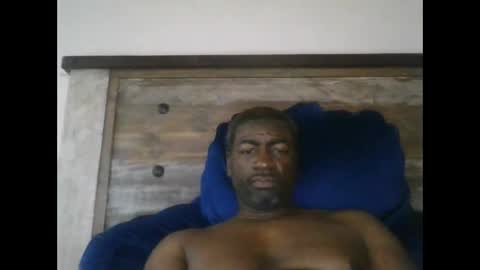 bluuthunder1914 online show from March 20, 10:26 pm