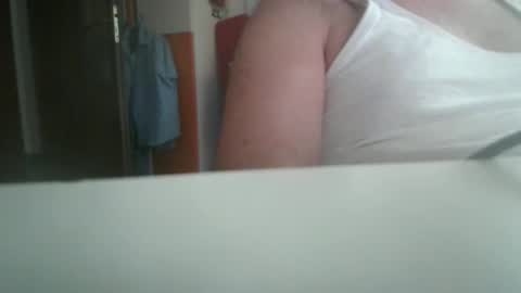 Snapshot of bob199429 chatting on October 4, 1:31 pm bob199429 online show from October 4, 1:31 pm